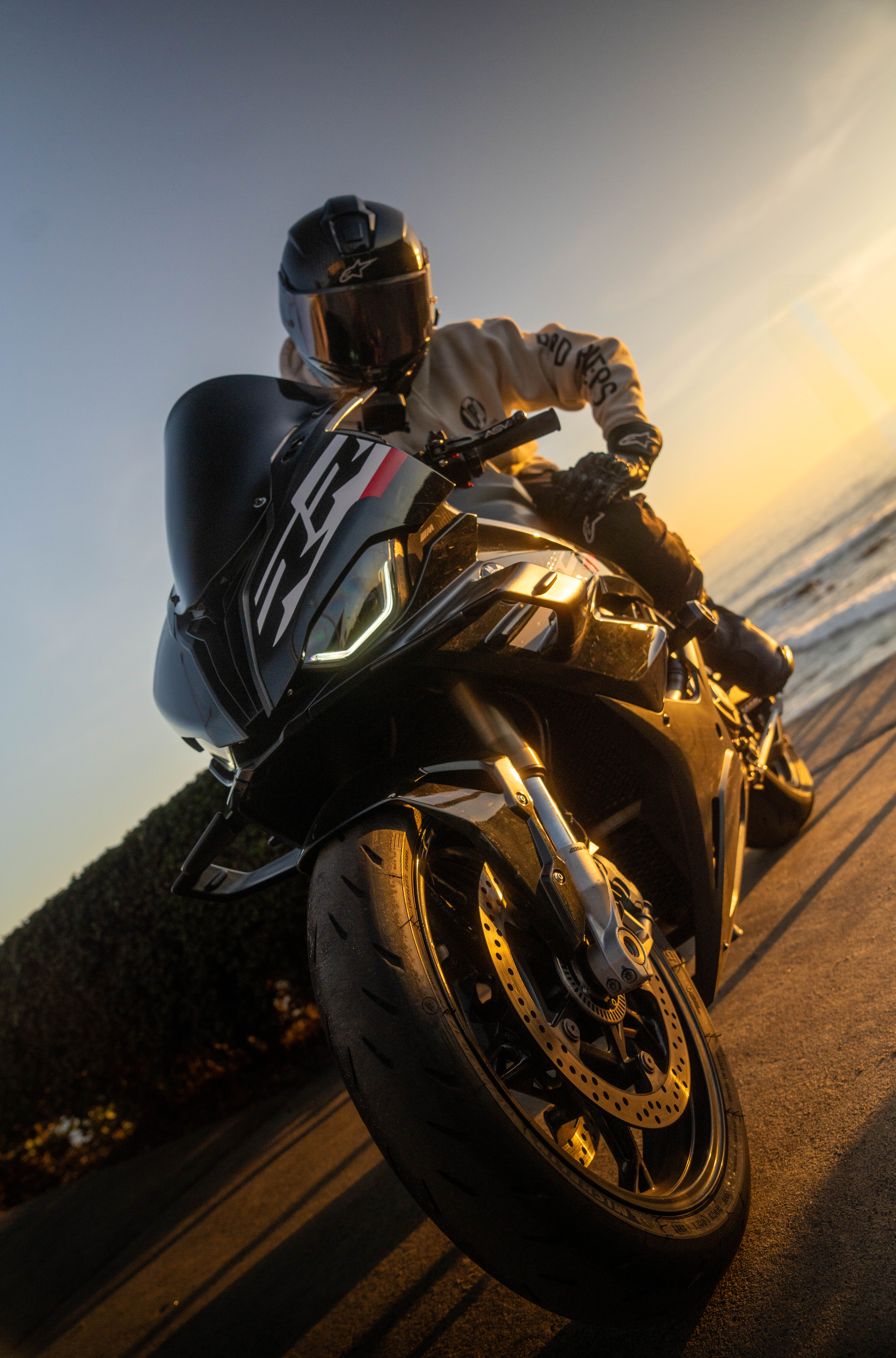 JJ's S1000RR 02 – BMW superbike portrait